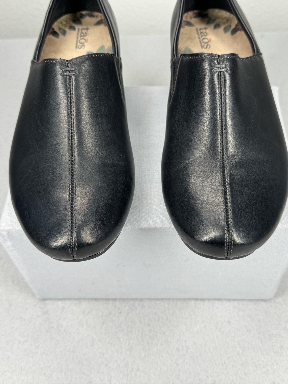 Taos Scheme Black Leather Slip-On Wedge Loafer Shoes 8 - Picture 3 of 10